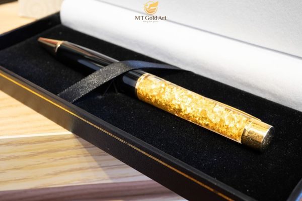 Kinh nghiệm chọn quà tặng 20-11 cho thầy cô giáo để bày tỏ lòng biết ơn1